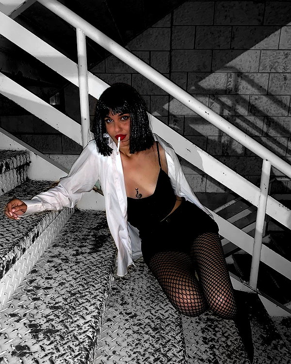 liori_hen instagram image archive image