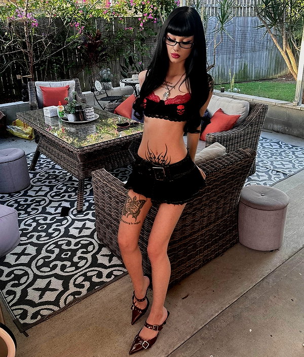 livindeadyaz instagram image archive image