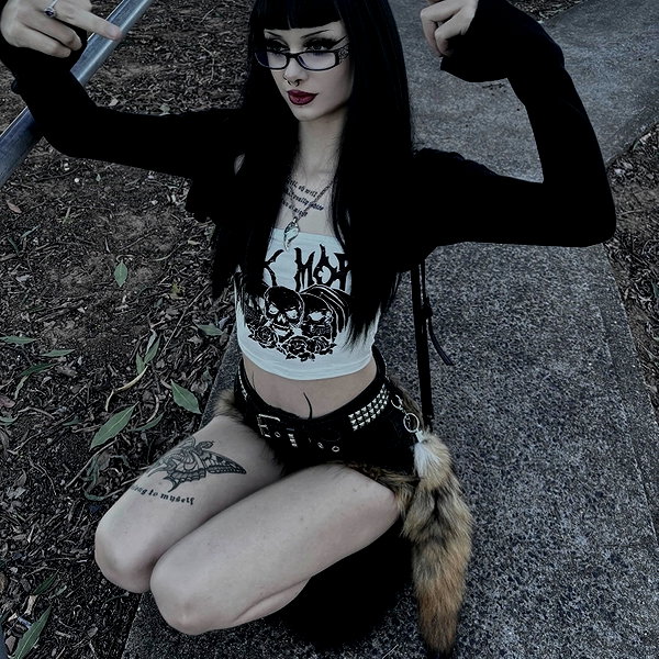 livindeadyaz instagram image archive image