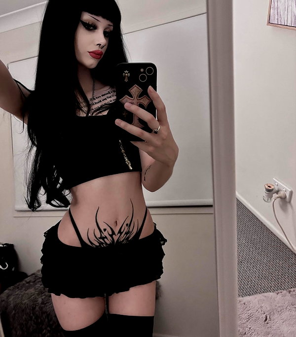 livindeadyaz instagram image archive image