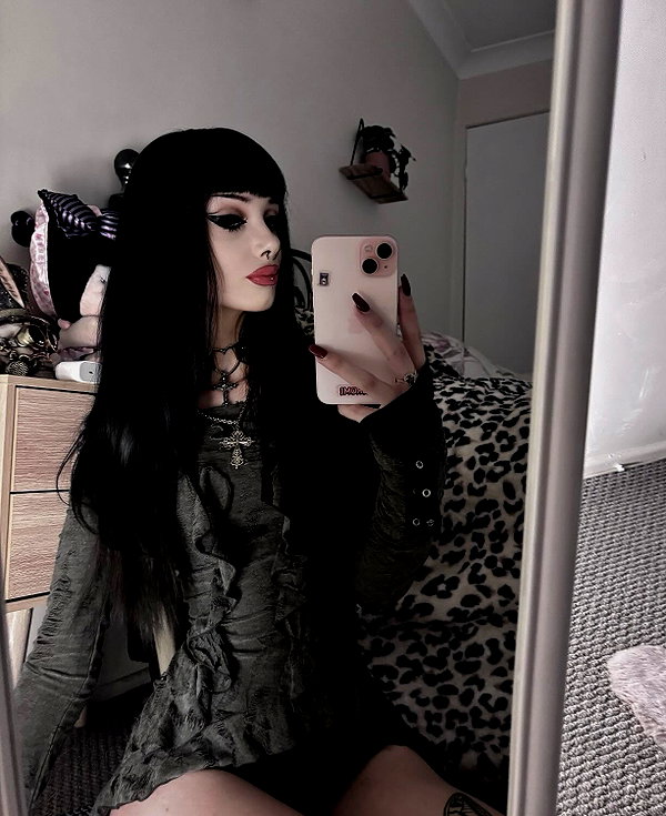 livindeadyaz instagram image archive image