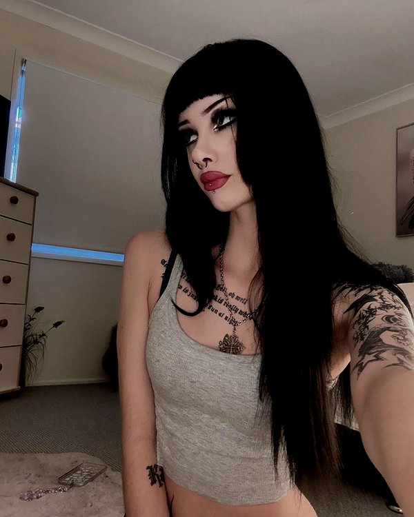 livindeadyaz instagram image archive image