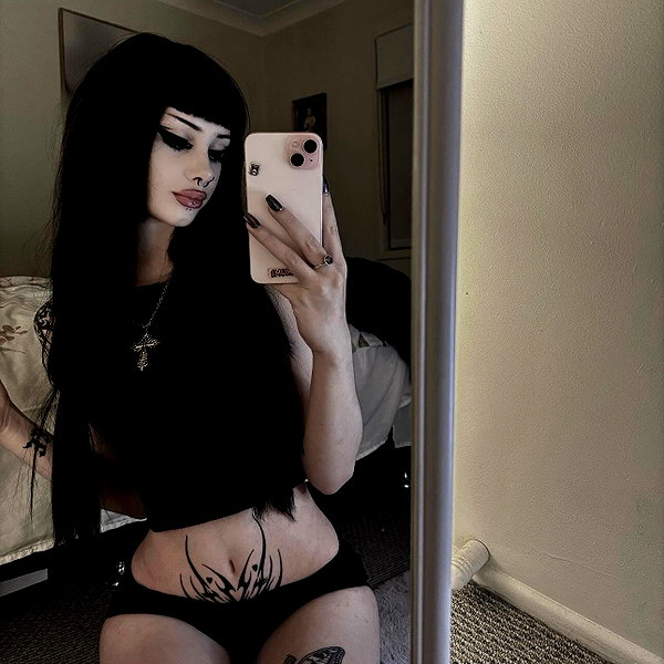livindeadyaz instagram image archive image