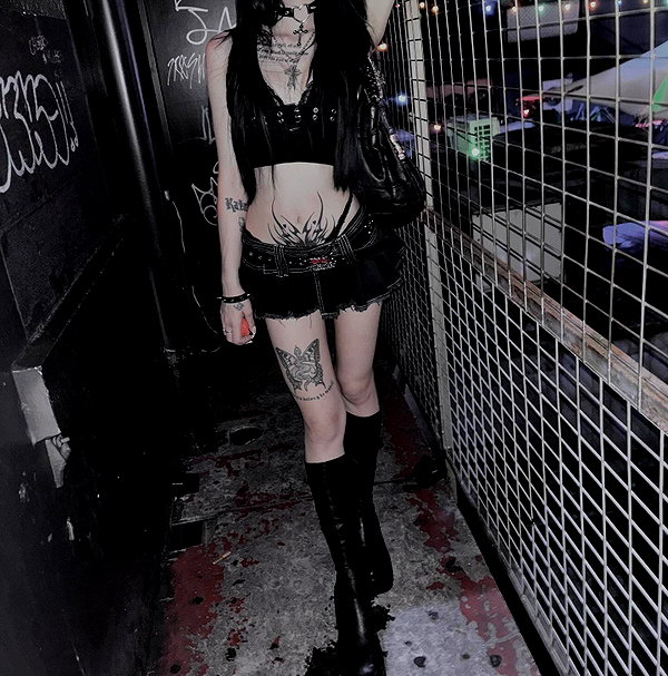 livindeadyaz instagram image archive image