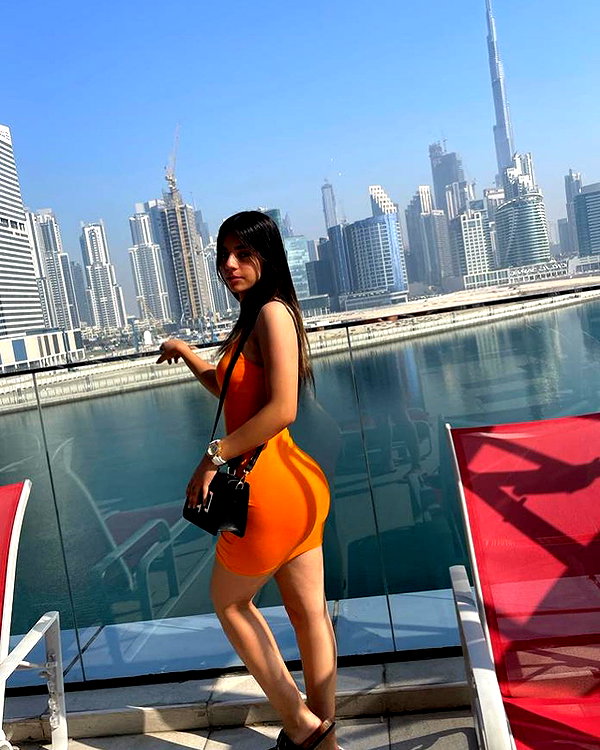 liya_manor_ instagram image archive image
