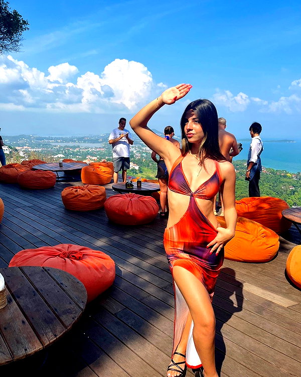 liya_manor_ instagram image archive image