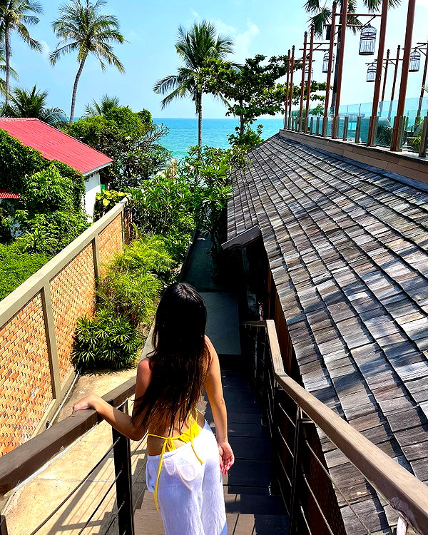 liya_manor_ instagram image archive image