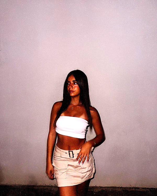 liya_manor_ instagram image archive image