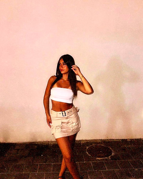 liya_manor_ instagram image archive image