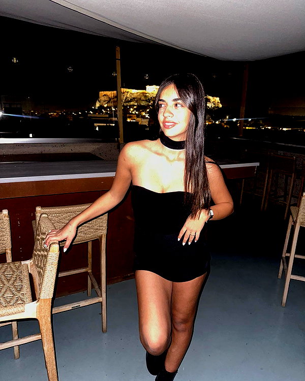 liya_manor_ instagram image archive image