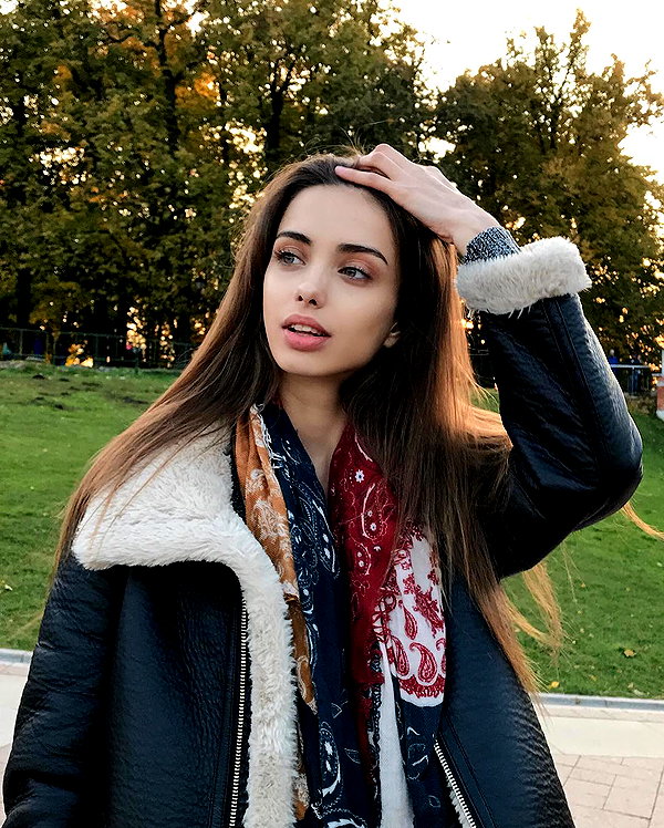 lizakovalenkoo instagram image archive image
