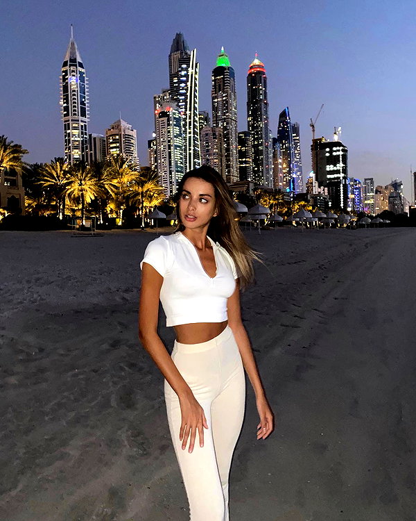 lizakovalenkoo instagram image archive image