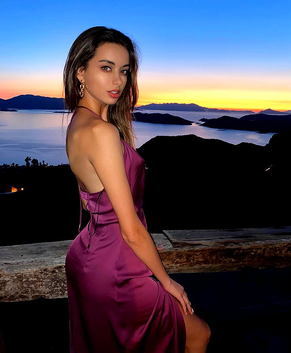 lizakovalenkoo instagram image archive image