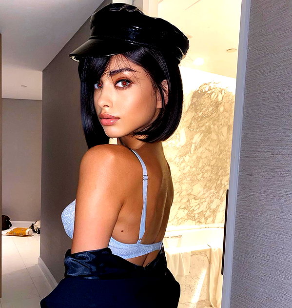 lizakovalenkoo instagram image archive image