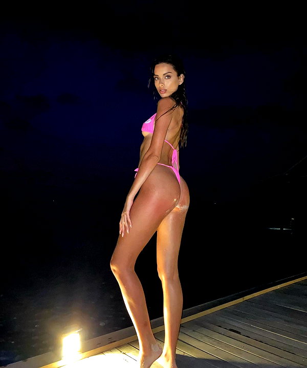 lizakovalenkoo instagram image archive image