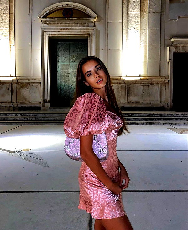 lizakovalenkoo instagram image archive image