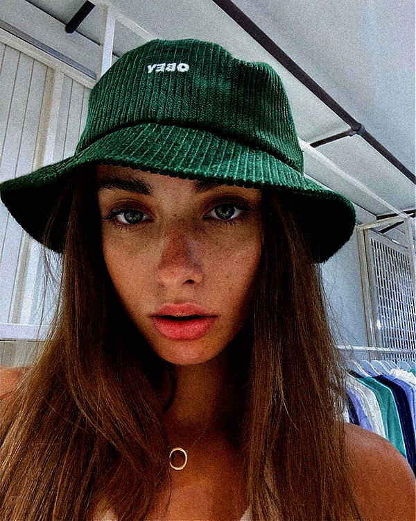 lizakovalenkoo instagram image archive image