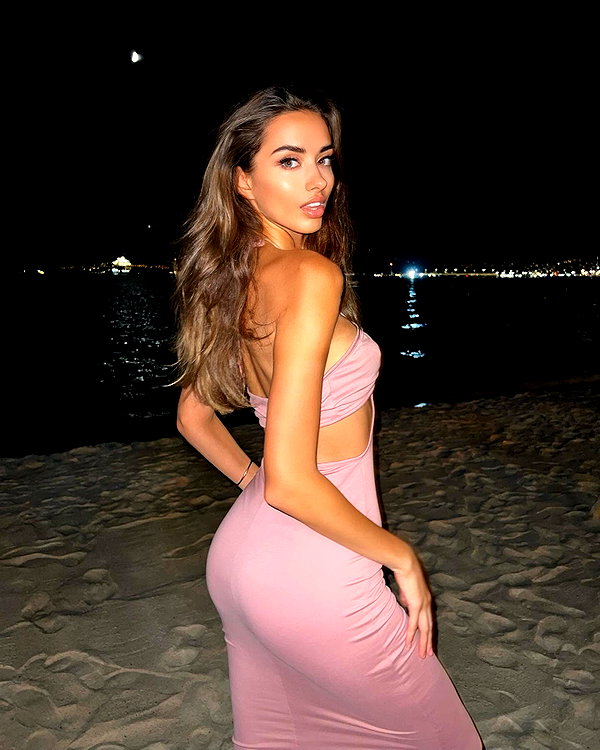 lizakovalenkoo instagram image archive image