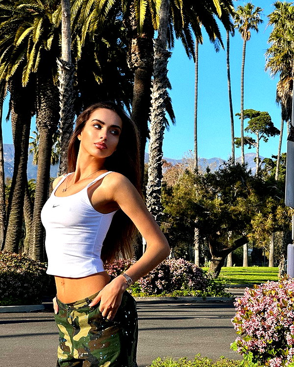 lizakovalenkoo instagram image archive image