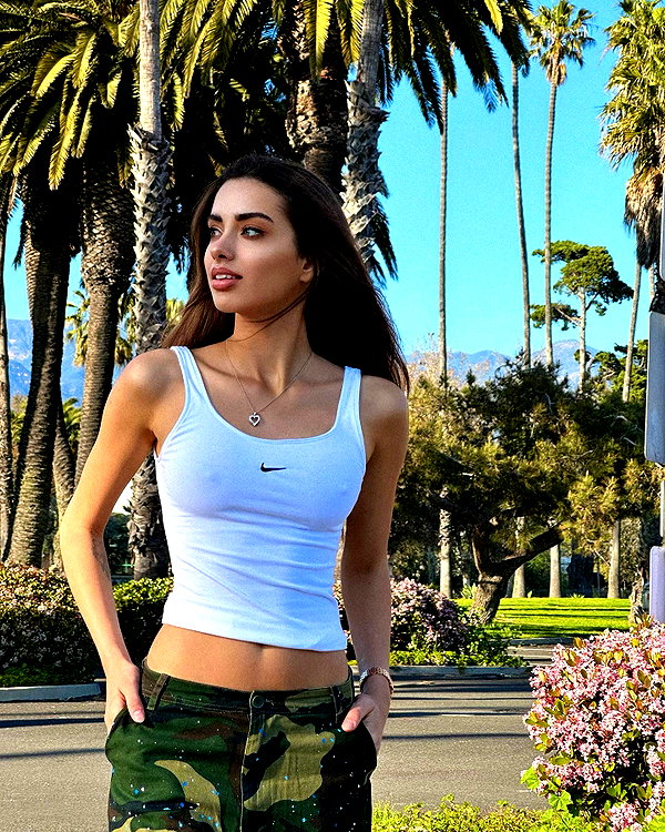 lizakovalenkoo instagram image archive image