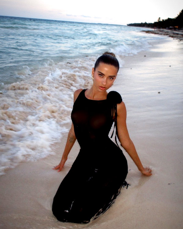 lizakovalenkoo instagram image archive image
