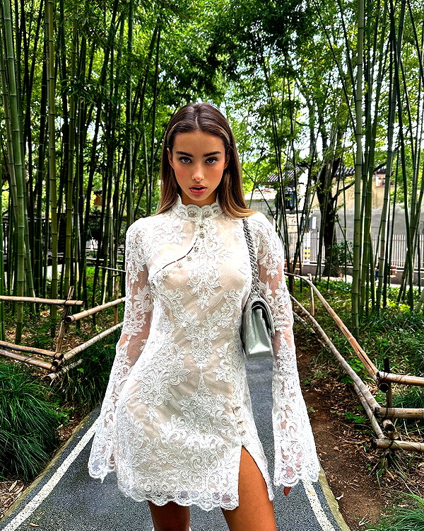 lizakovalenkoo instagram image archive image