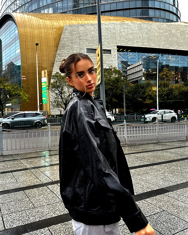 lizakovalenkoo instagram image archive image