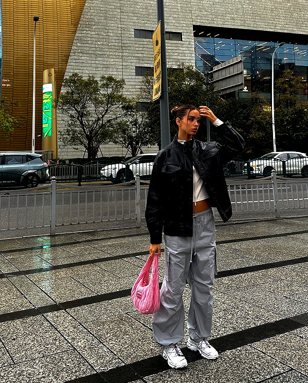 lizakovalenkoo instagram image archive image