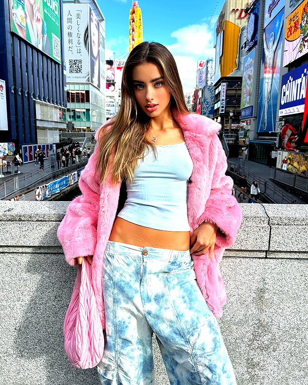 lizakovalenkoo instagram image archive image