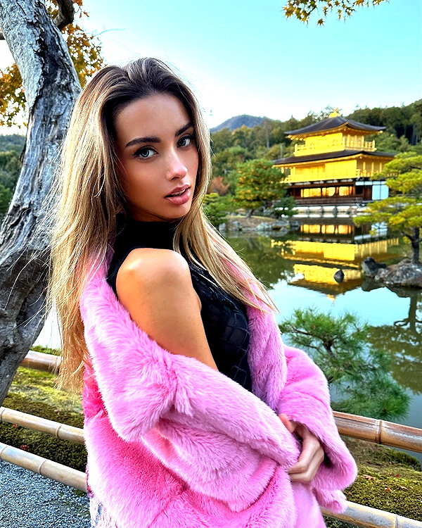 lizakovalenkoo instagram image archive image