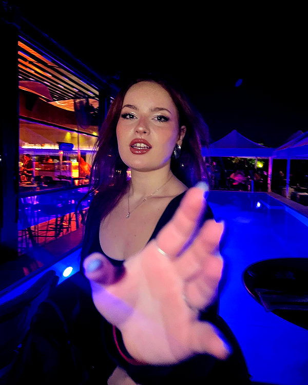 lizi.nazara instagram image archive image