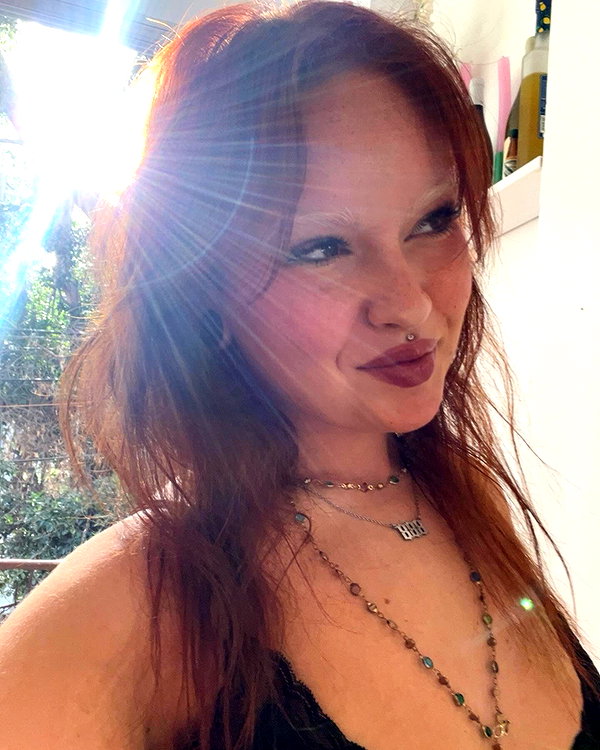 lizi.nazara instagram image archive image