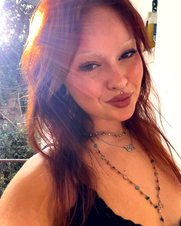 lizi.nazara instagram image archive image