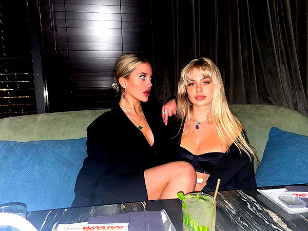 lizrrossi instagram image archive image