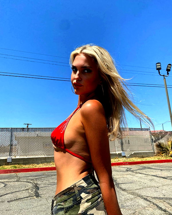 lizrrossi instagram image archive image