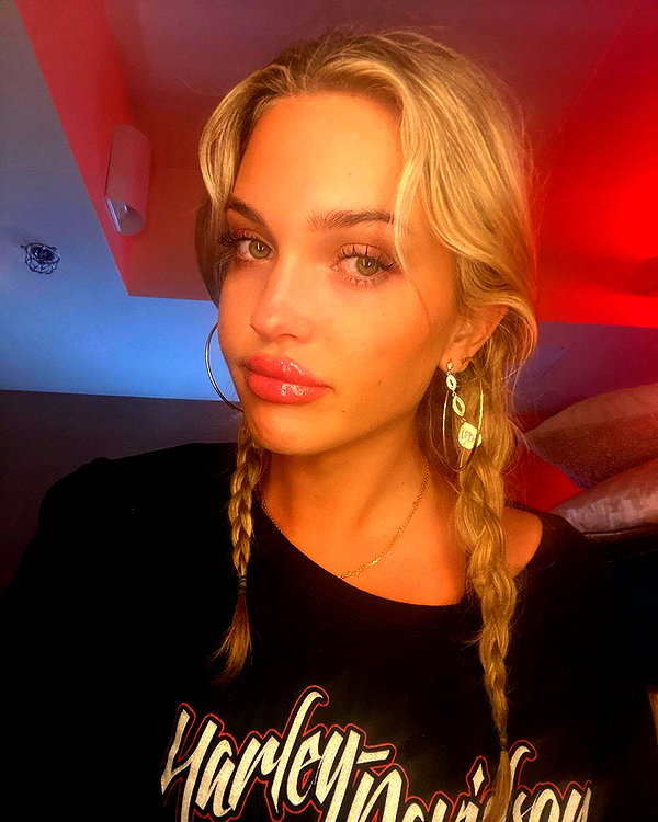 lizrrossi instagram image archive image