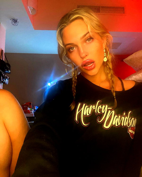 lizrrossi instagram image archive image