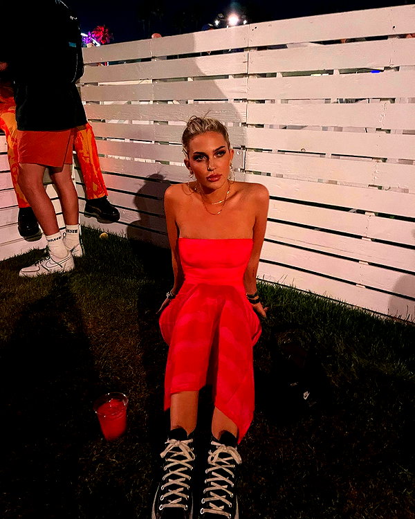 lizrrossi instagram image archive image