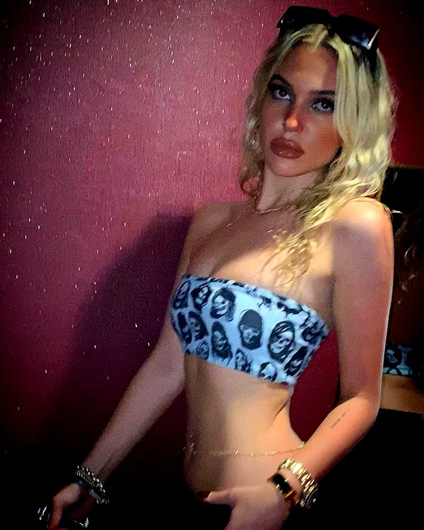 lizrrossi instagram image archive image