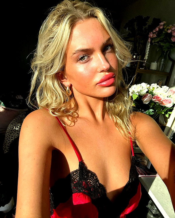 lizrrossi instagram image archive image