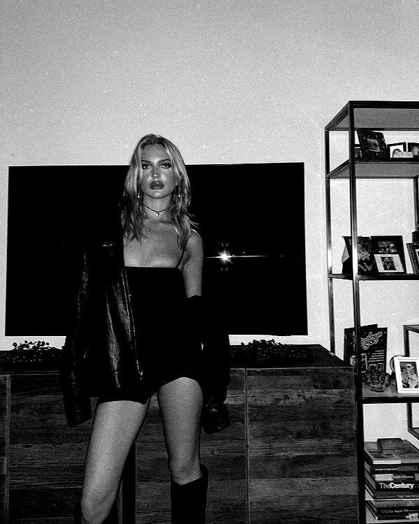 lizrrossi instagram image archive image