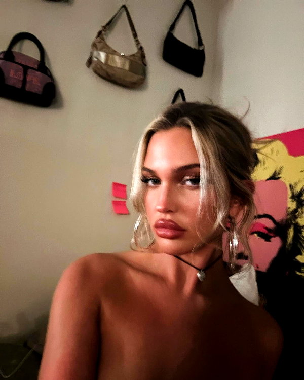 lizrrossi instagram image archive image