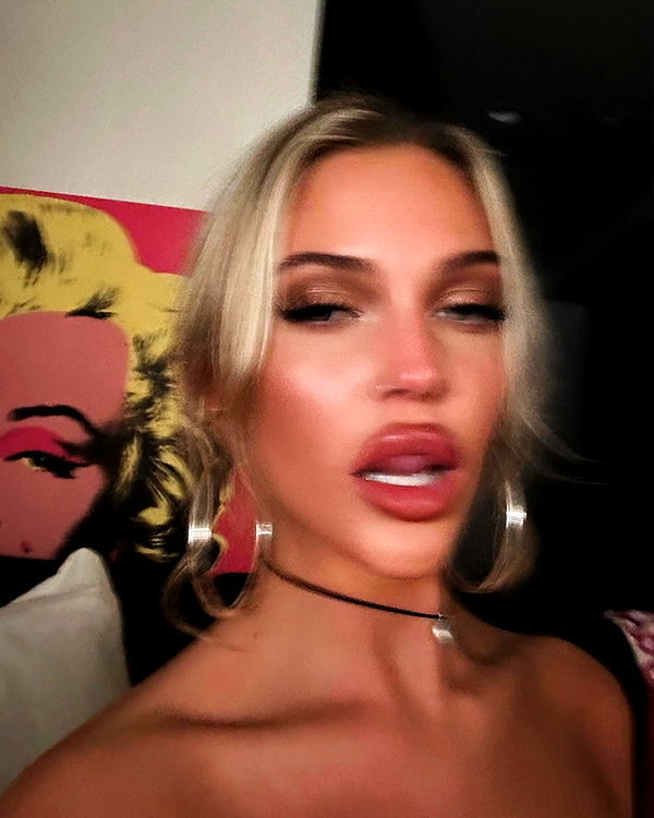 lizrrossi instagram image archive image