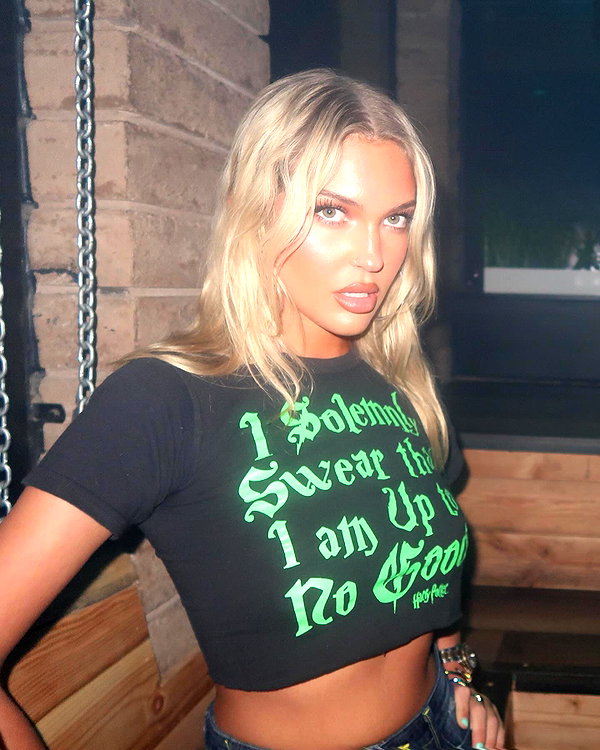 lizrrossi instagram image archive image