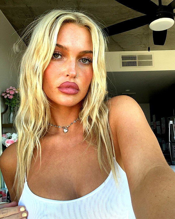 lizrrossi instagram image archive image