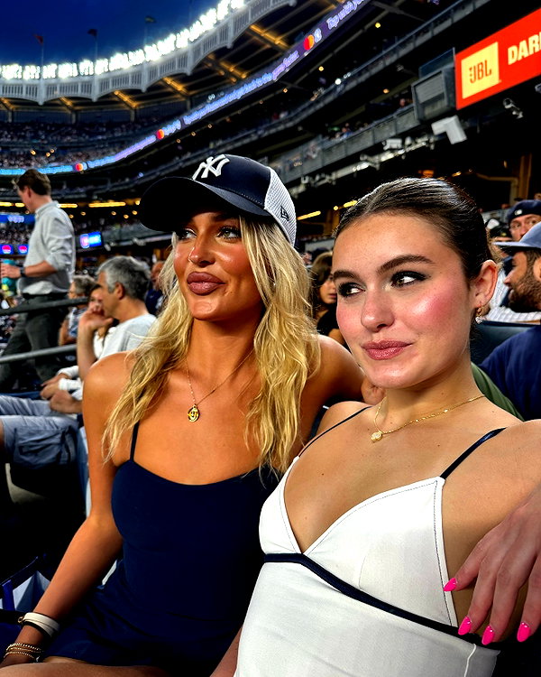 lizrrossi instagram image archive image