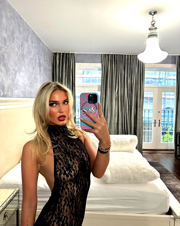 lizrrossi instagram image archive image