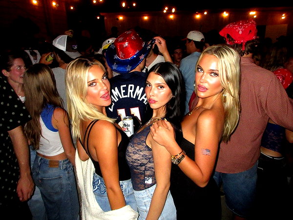 lizrrossi instagram image archive image