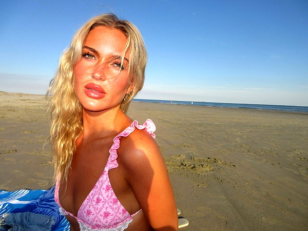 lizrrossi instagram image archive image