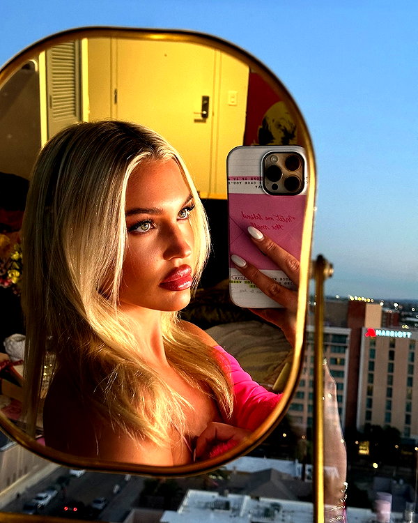 lizrrossi instagram image archive image